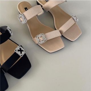 新品未使用OHGA BIJOU SANDALベージュLの通販 by lala|ラクマ