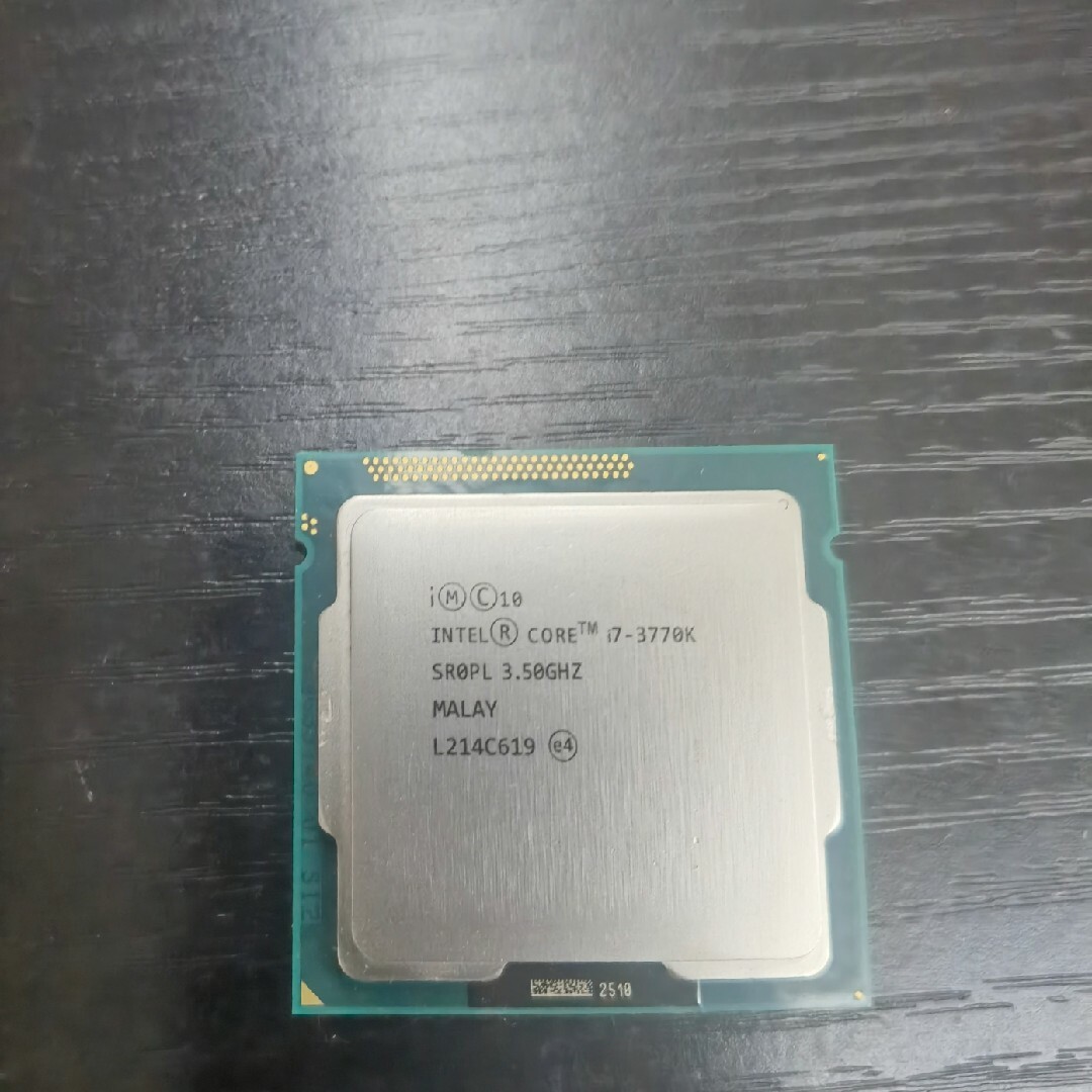 Intel Core  I7   CPU　インテル