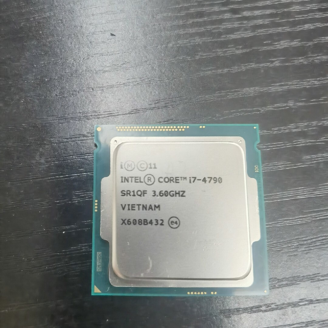 Intel Core  I7   CPU　インテル 4