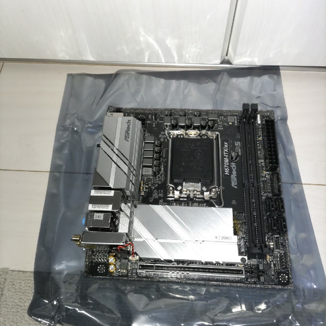 ASRock H670M-ITX/ax miniITXマザーボード | www.cestujemtrekujem.com