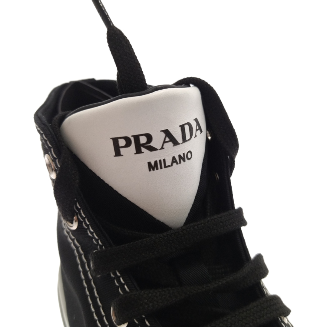 PRADA(プラダ)のPRADA プラダ 21SS コットンギャバジン ポインテッドトゥ ハイカットスニーカー ブラック メンズの靴/シューズ(スニーカー)の商品写真