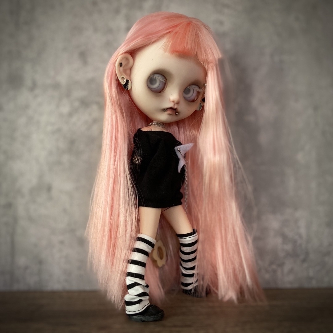 【necoma doll】ロック女子!ピンクロングの白肌ちゃん◆OFフルセット!