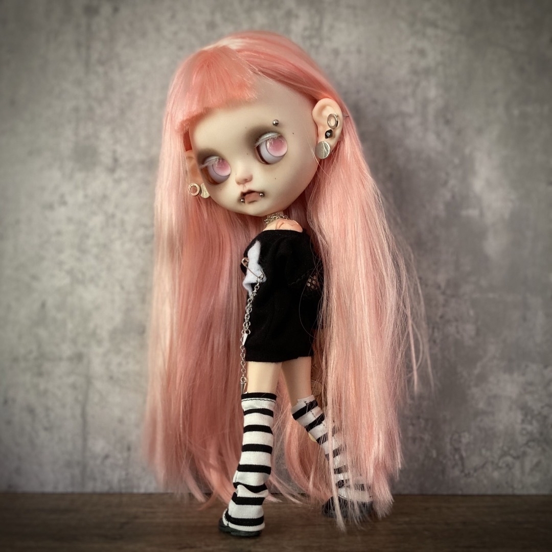 【necoma doll】ロック女子!ピンクロングの白肌ちゃん◆OFフルセット!
