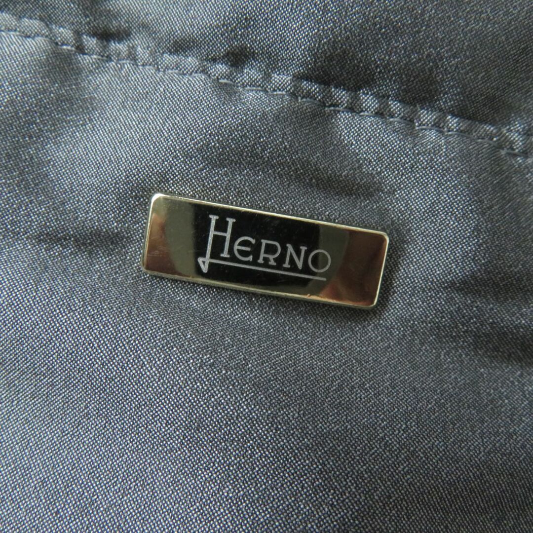 HERNO(ヘルノ)の極美品★正規品 HERNO ヘルノ GC0185D フード付き ナイロン ZIPパーカー／アウター レディース グレー 40 イタリア製 シンプル◎ レディースのトップス(パーカー)の商品写真