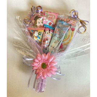 夏季対応　人気の風船無しお菓子ブーケ♡ブルー2個、ピンク4個　プチギフト　結婚式(菓子/デザート)