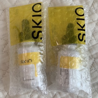 ロートセイヤク(ロート製薬)のSKIO VCホワイトピールセラム2本セット ロート製薬 スキオ | 美白美容液(美容液)
