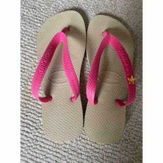 ハワイアナス(havaianas)の【havaianas ハワイアナス】ビーチサンダル(ビジュー付き)  35-36(ビーチサンダル)