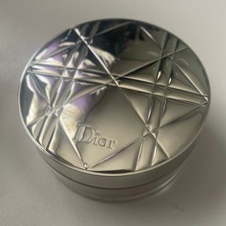 ディオール(Dior)のディオールスキン ヌード エアー ルース パウダー(フェイスパウダー)