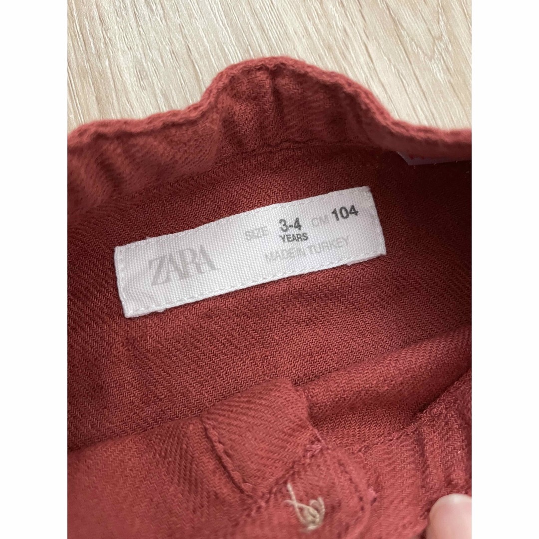 zara シャツ3-4y キッズ/ベビー/マタニティのキッズ服男の子用(90cm~)(Tシャツ/カットソー)の商品写真