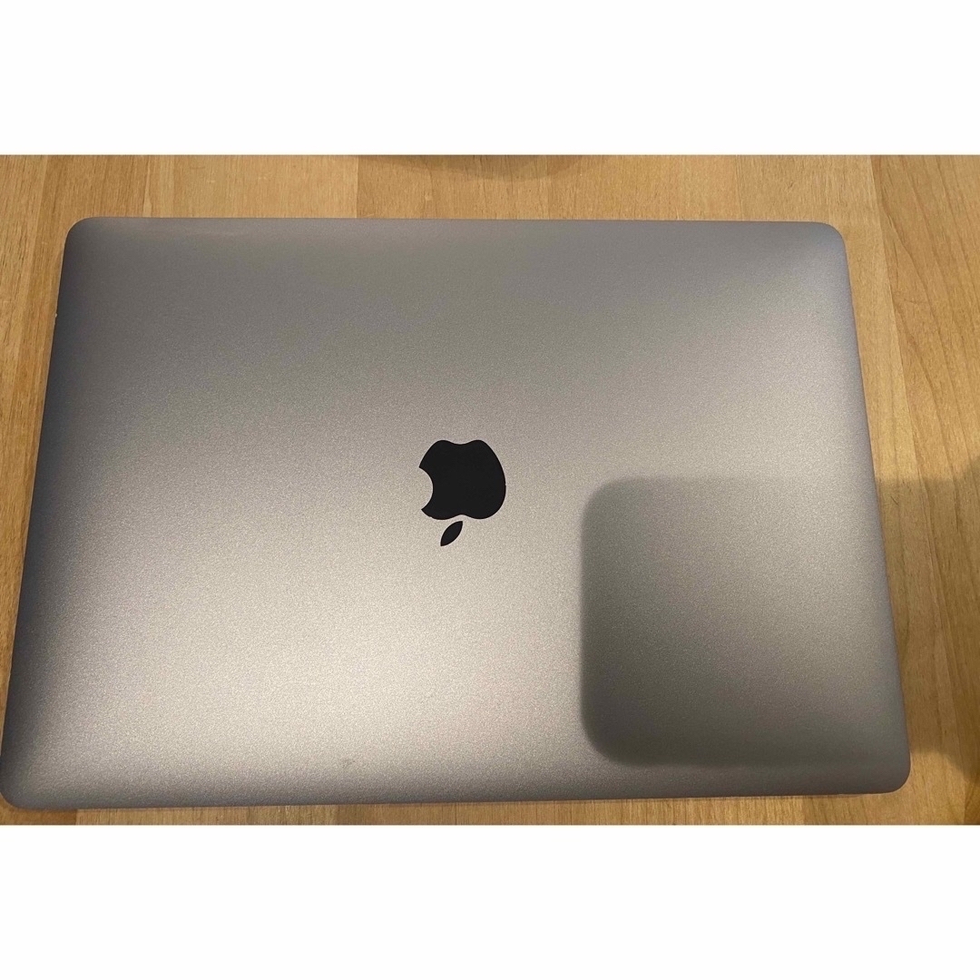 MacBook Air 13インチ (2020)  M1 マックブック スマホ/家電/カメラのPC/タブレット(ノートPC)の商品写真