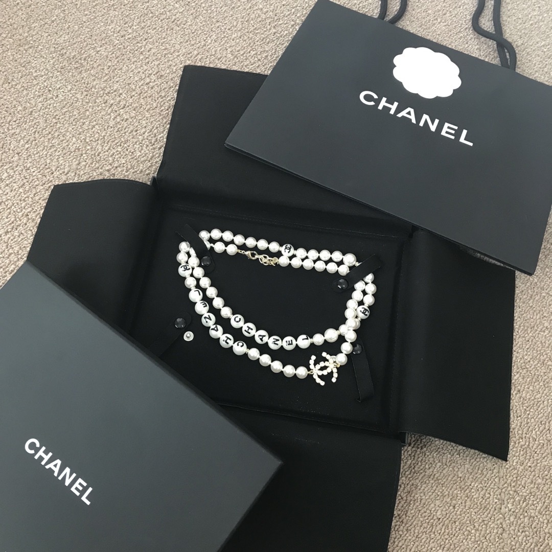 CHANEL - 美品 シャネル ココマーク ロゴ ロング パール ネックレスの ...