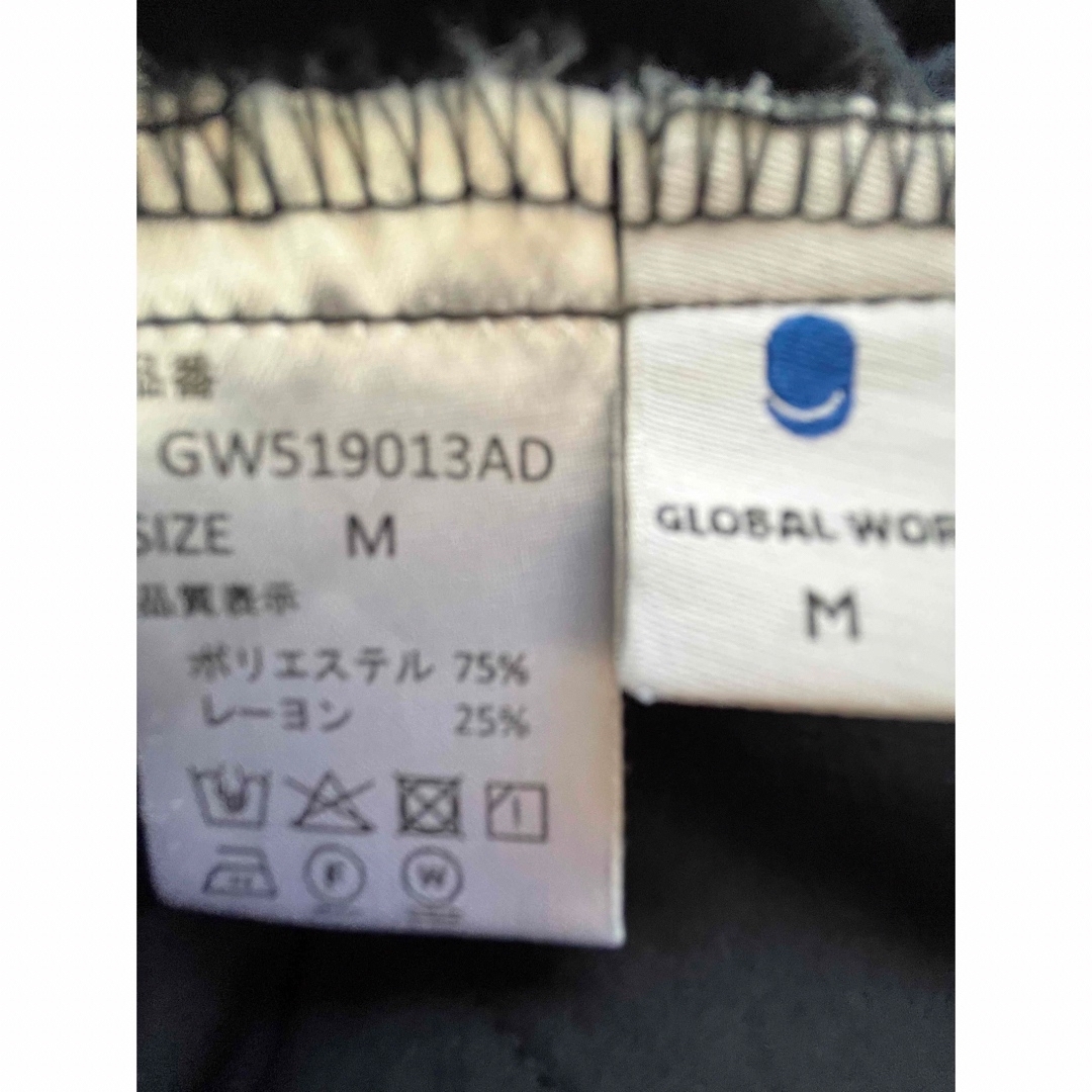 GLOBAL WORK(グローバルワーク)のネコさん専用　　紺色のパンツ レディースのパンツ(バギーパンツ)の商品写真