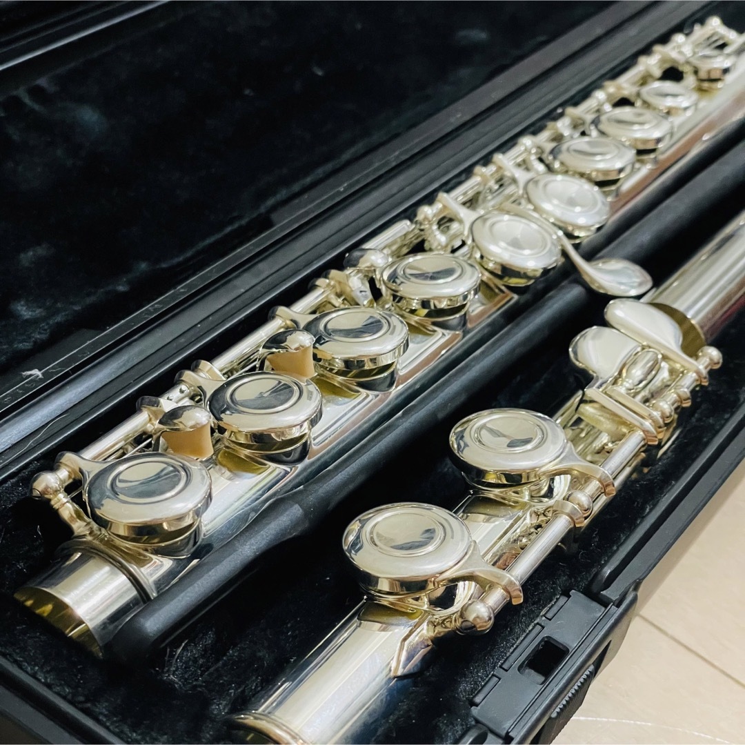 送料&加工料込 美品 YAMAHA ヤマハ フルート YFL-221 廃盤モデル ケース付き 美品 YAMAHA ヤマハ フルート YFL-221 廃盤モデル ケース付き