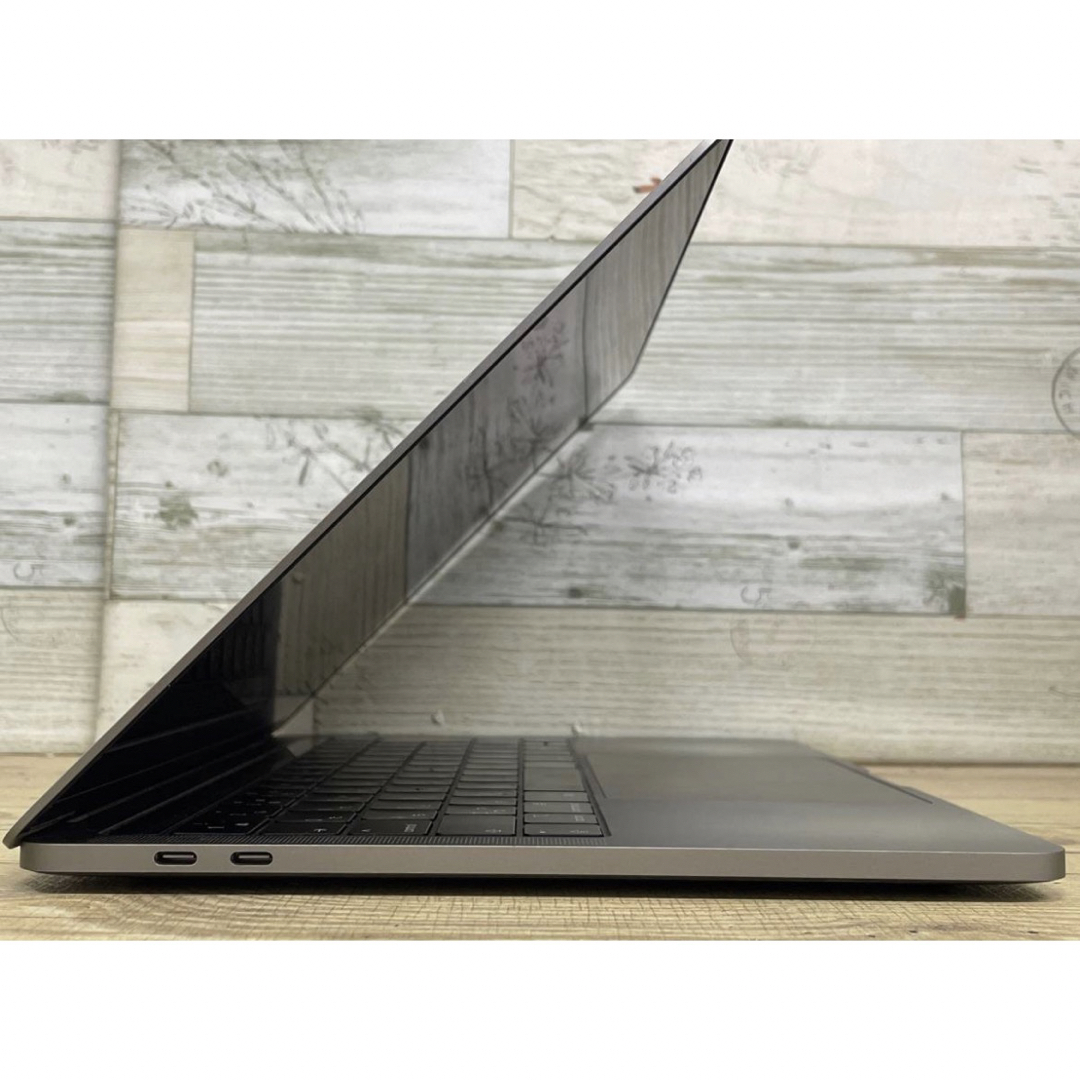 動作品　MacBook Pro 2019 A1989 8569U 1TB