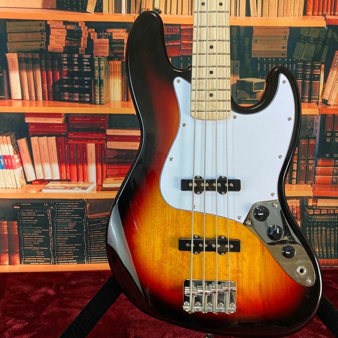 【5733】 極美品 Squier jazz bass 弦交換不要