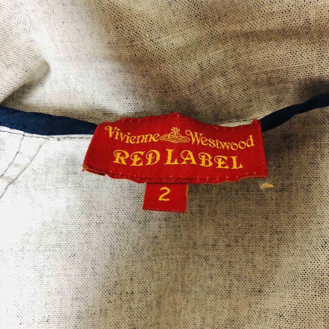 Vivienne Westwood(ヴィヴィアンウエストウッド)の美品　Vivienne Westwood RED LABEL アシンメトリー　 レディースのジャケット/アウター(テーラードジャケット)の商品写真