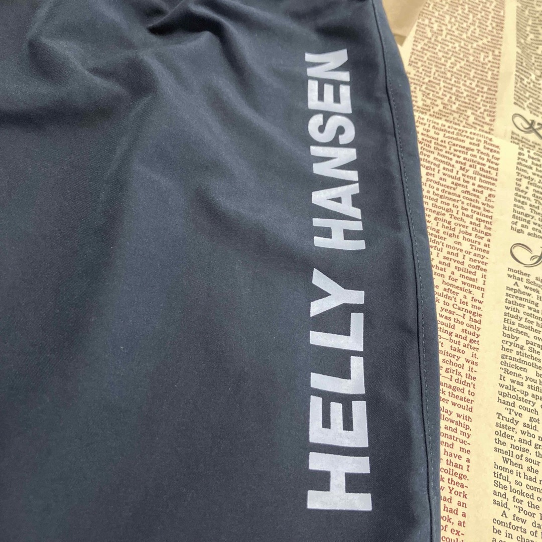 HELLY HANSEN(ヘリーハンセン)の140cmヘリーハンセンロゴビーチショーツ キッズ/ベビー/マタニティのキッズ服男の子用(90cm~)(パンツ/スパッツ)の商品写真