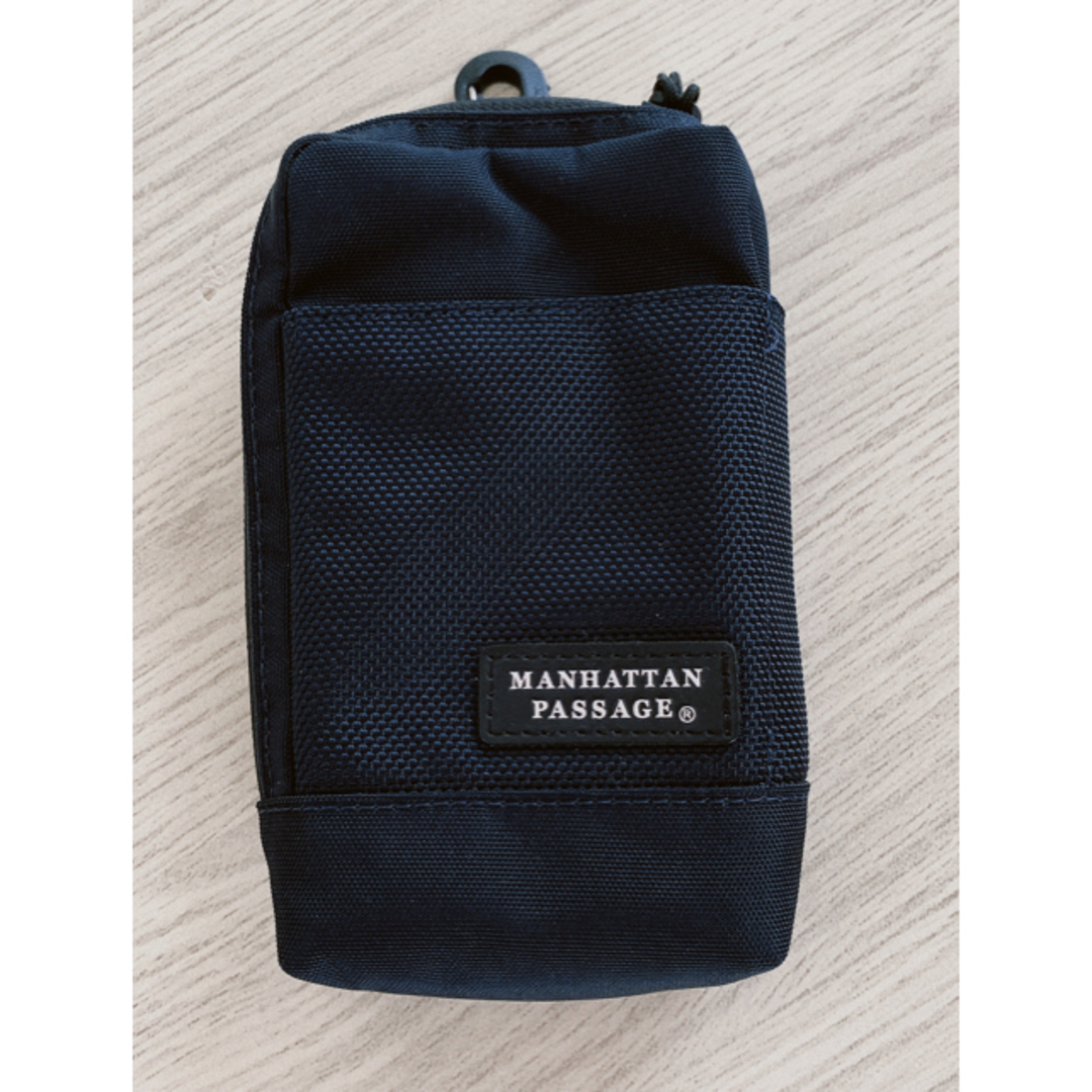 Manhattan Passage(マンハッタンパッセージ)のマンハッタンパッセージ　モバイルポーチ メンズのバッグ(ボディーバッグ)の商品写真