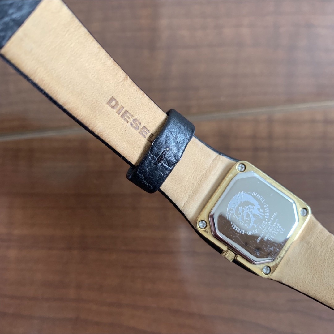DIESEL(ディーゼル)の2625：DIESEL スタッズウォッチ レディースのファッション小物(腕時計)の商品写真