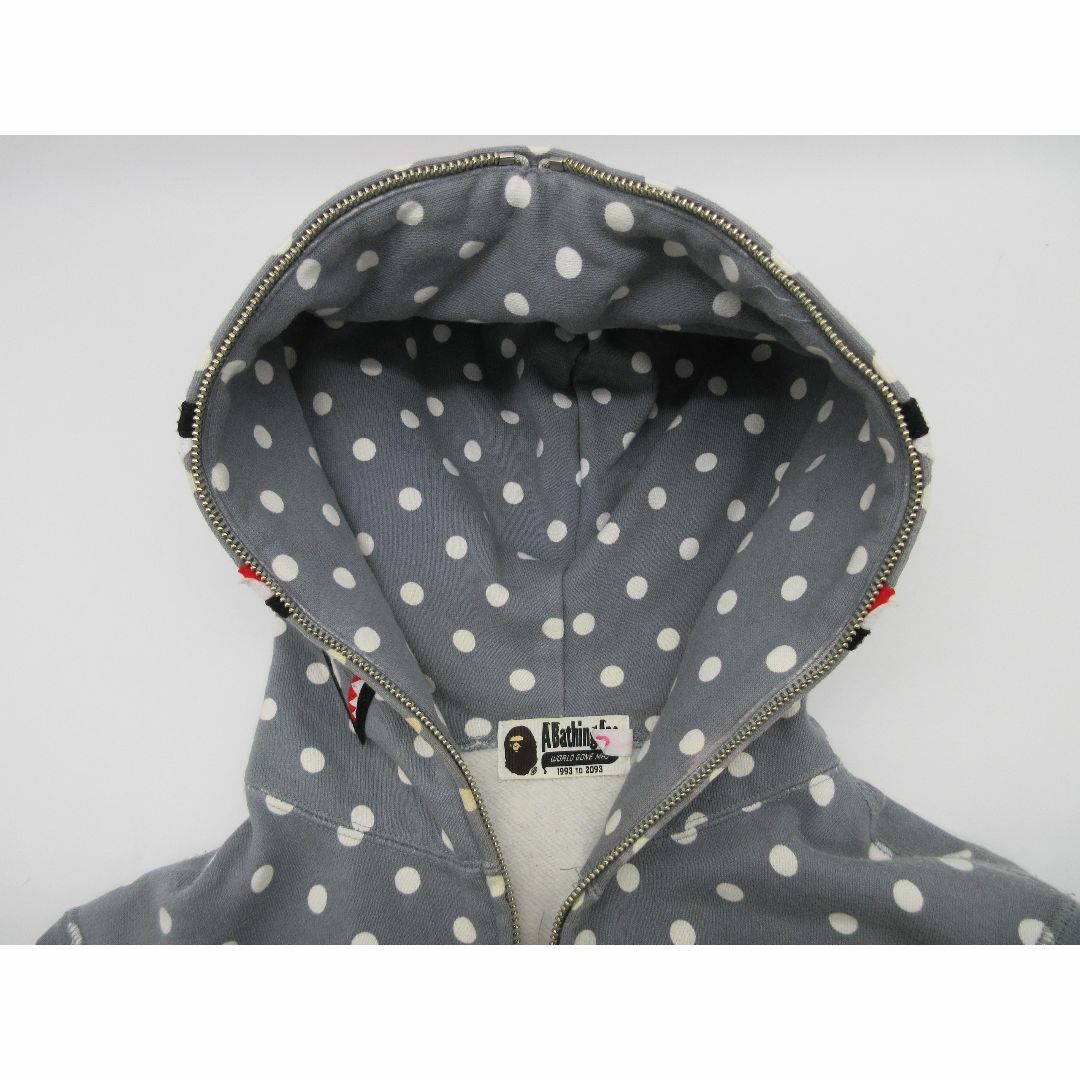 A BATHING APE(アベイシングエイプ)の[U5737]アベイシングエイプ WGM シャークパーカー グレー Sサイズ メンズのトップス(パーカー)の商品写真