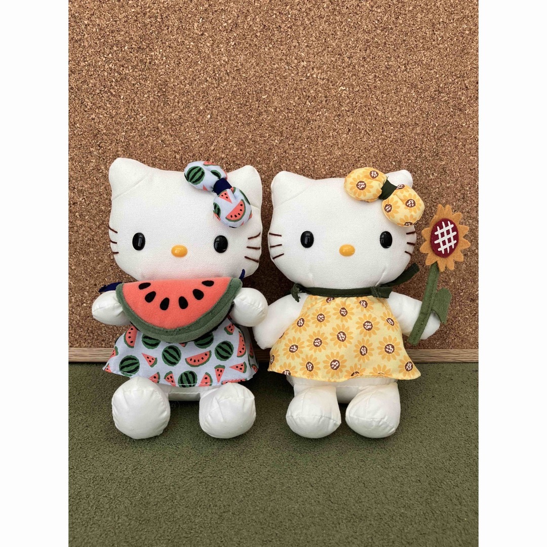 ハローキティ - キティちゃん 夏のぬいぐるみ2体セット スイカと