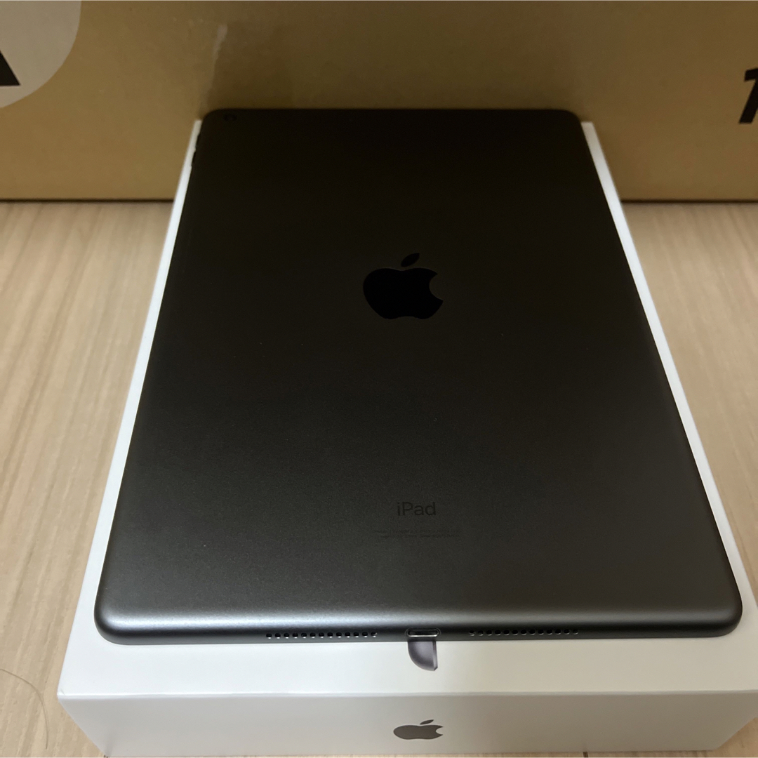 Apple iPad 第9世代 256GB Wi-Fiモデル 10.2インチ … - www