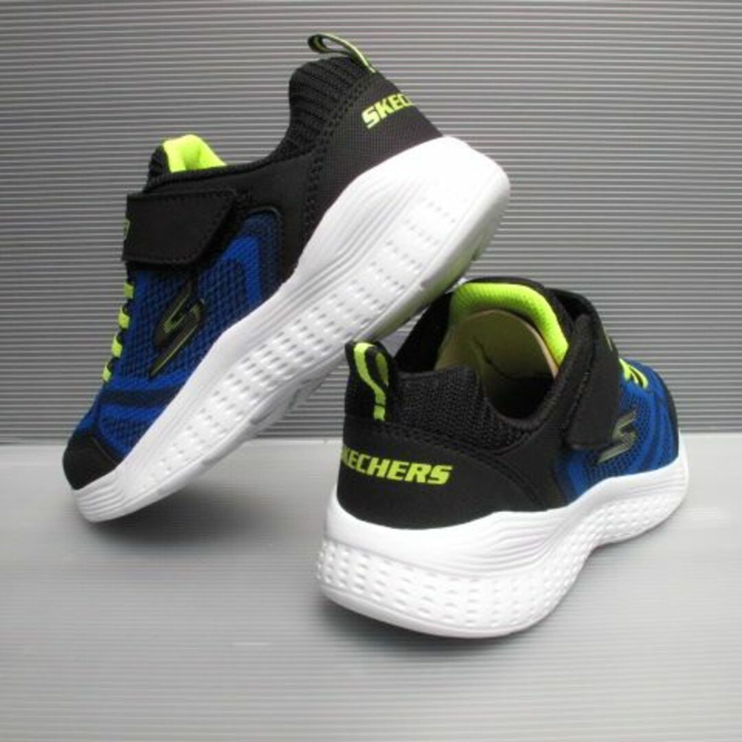 SKECHERS(スケッチャーズ)の新品　スケッチャーズ　19.0㎝ キッズ/ベビー/マタニティのキッズ靴/シューズ(15cm~)(スニーカー)の商品写真