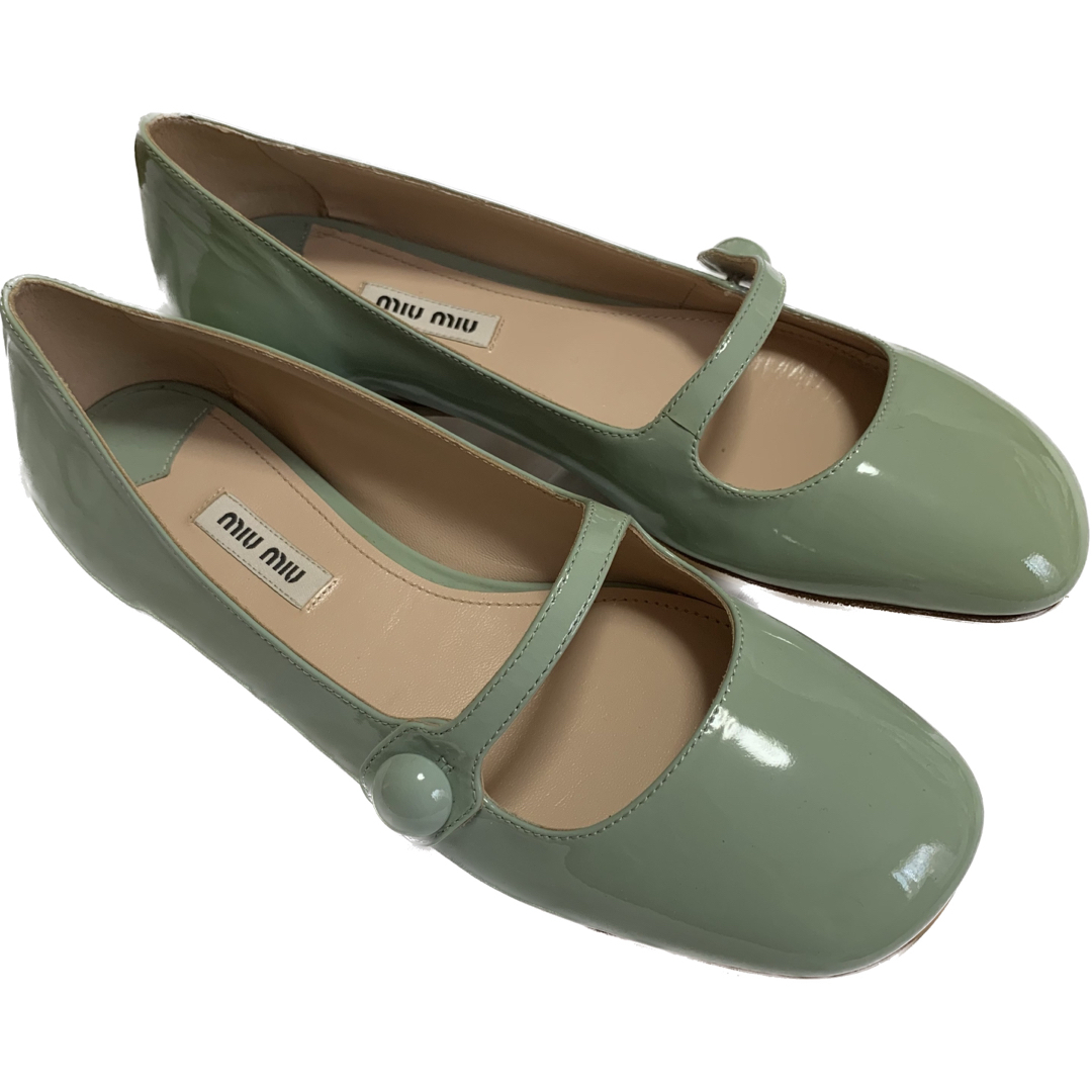 miumiu(ミュウミュウ)の【未使用】miumiu ミュウミュウ ストラップシューズ イタリア製 レディースの靴/シューズ(ローファー/革靴)の商品写真