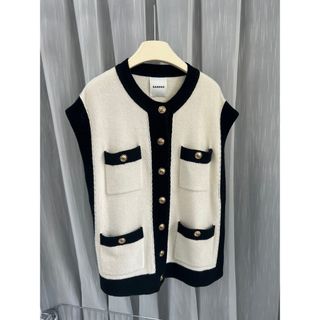 ❤️Sandro23新作新品 白 ニット ベスト 上品 オシャレ