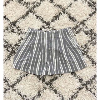 ザラ(ZARA)の！最終値下げ！【大人気】完売 レア ストライプ ショートパンツ(ショートパンツ)