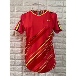 ヨネックス(YONEX)の美品　ヨネックス　Tシャツ(ウェア)