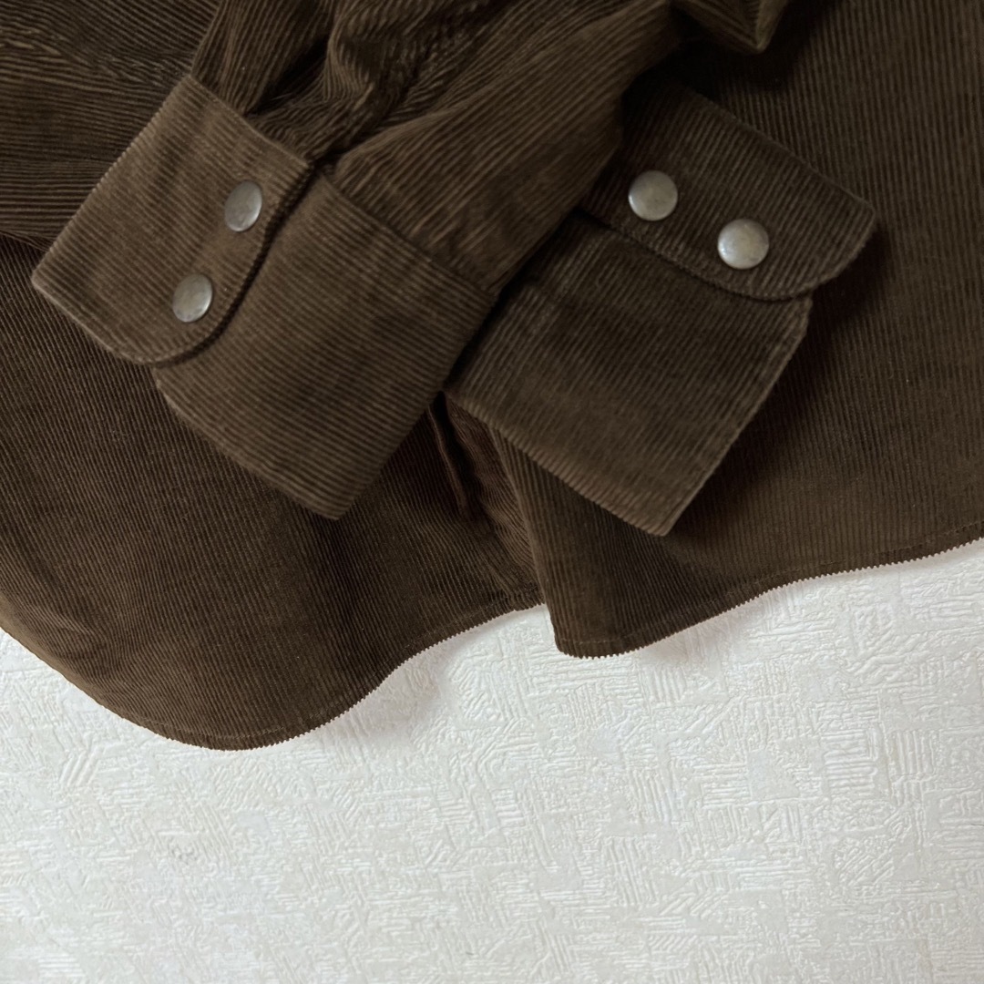agnes b.(アニエスベー)のフランス製　アニエスベー　コーデュロイシャツ　フェザー メンズのトップス(シャツ)の商品写真