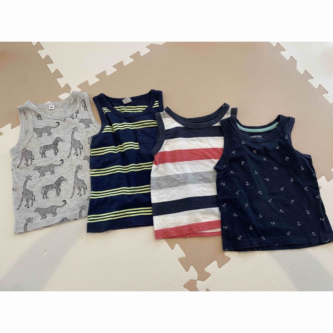 GAP Kids(ギャップキッズ)のタンクトップ　90｜4枚セット｜GAP男の子 キッズ/ベビー/マタニティのキッズ服男の子用(90cm~)(Tシャツ/カットソー)の商品写真