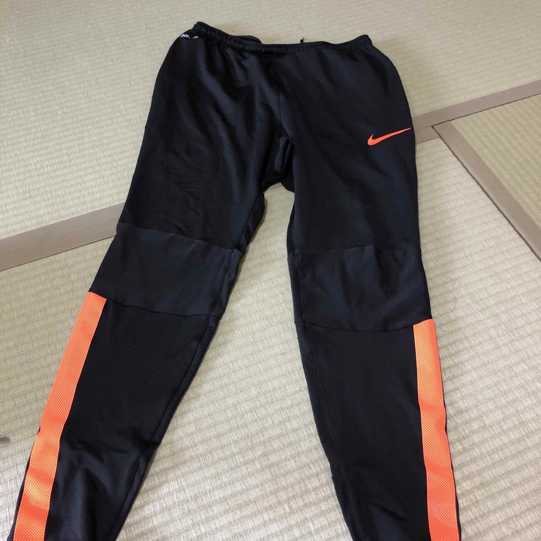 NIKE(ナイキ)のナイキ　ジャージ　Lサイズ メンズのトップス(ジャージ)の商品写真