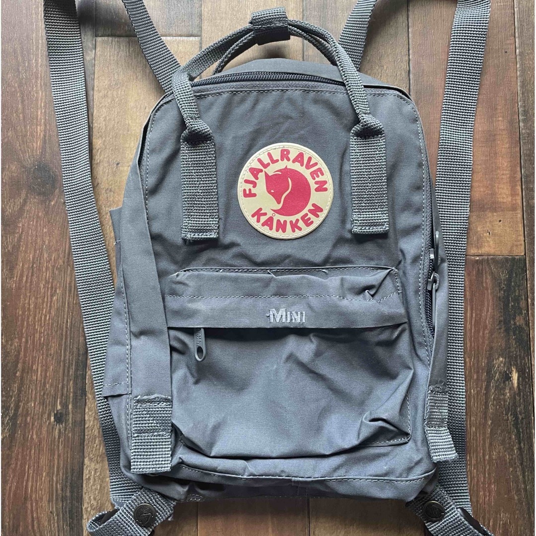 FJALLRAVEN KANKEN(フェールラーベンカンケン)のFJALLRAVEN フェールラーベンカンケン バックパックミニ キッズ/ベビー/マタニティのこども用バッグ(リュックサック)の商品写真