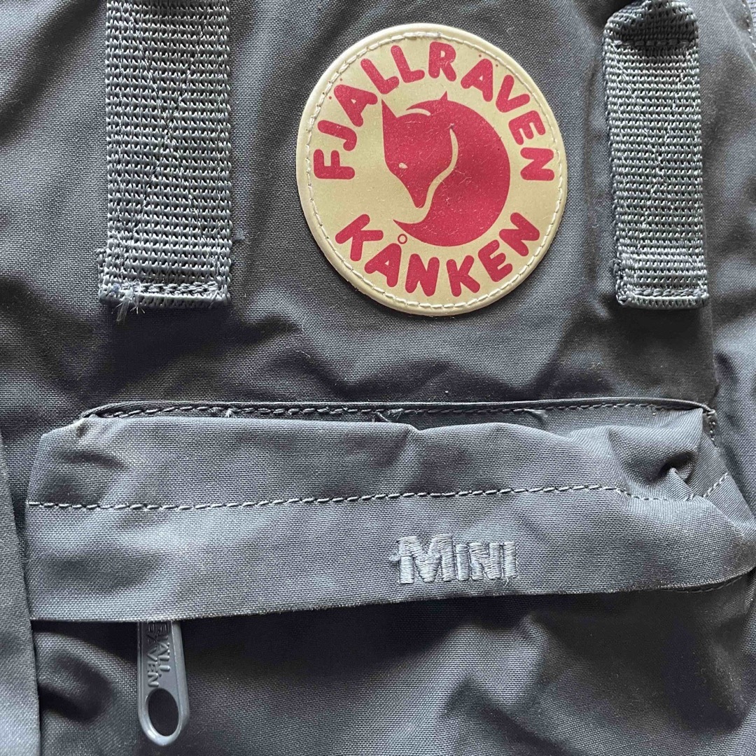 FJALLRAVEN KANKEN(フェールラーベンカンケン)のFJALLRAVEN フェールラーベンカンケン バックパックミニ キッズ/ベビー/マタニティのこども用バッグ(リュックサック)の商品写真