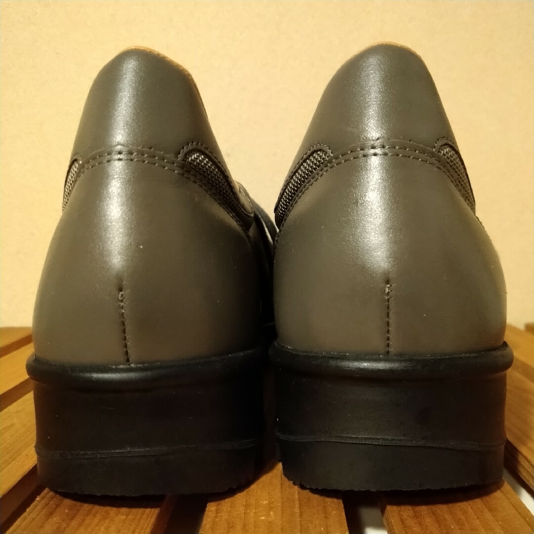 REPRODUCTION OF FOUND(リプロダクションオブファウンド)のREPRODUCTION OF FOUND/1059L（TACTICALソール） メンズの靴/シューズ(スニーカー)の商品写真