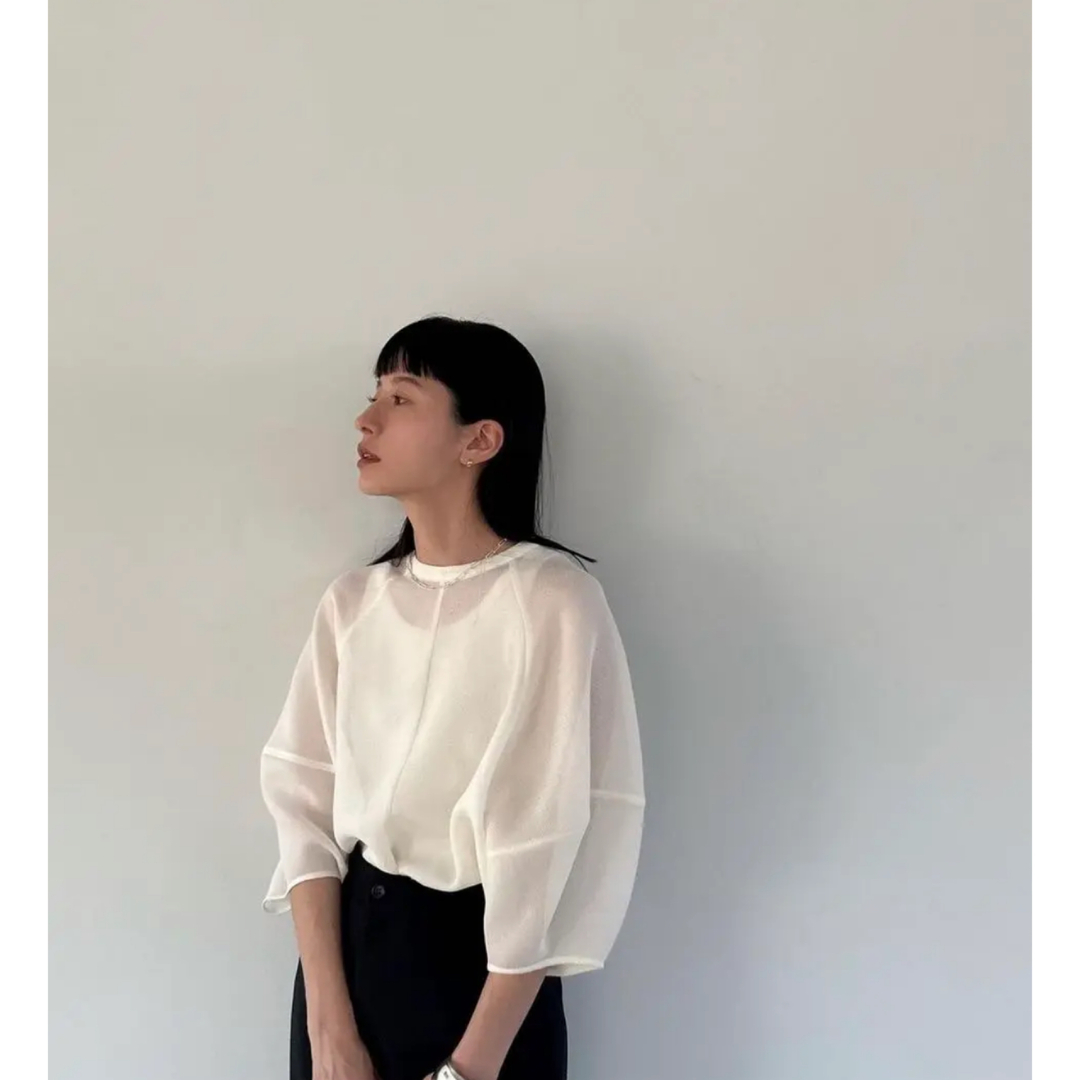 クラネ　MESH FORM SLEEVE BLOUSE