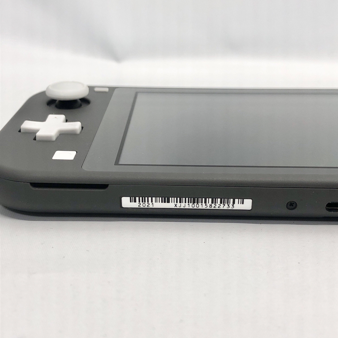 Nintendo Switch(ニンテンドースイッチ)のNintendo Switch Lite グレー エンタメ/ホビーのゲームソフト/ゲーム機本体(携帯用ゲーム機本体)の商品写真