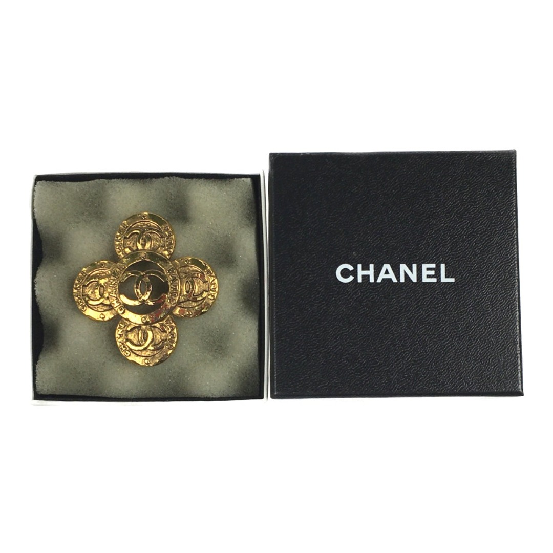 CHANEL(シャネル)の▽▽CHANEL シャネル ブローチ ココマーク 十字 花 ゴールド レディースのアクセサリー(ブローチ/コサージュ)の商品写真