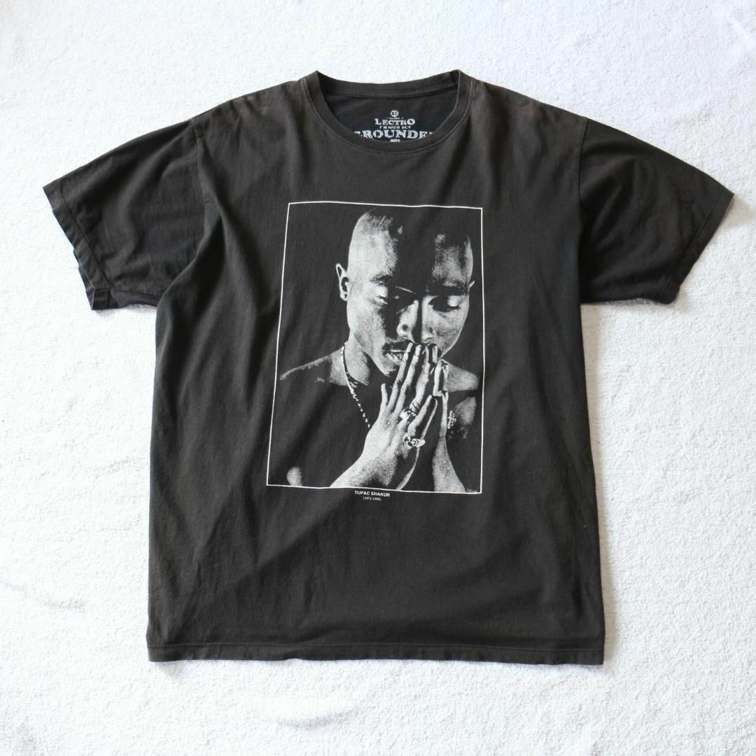 MUSIC TEE(ミュージックティー)の2pac 2パック 追悼 フォト Tシャツ ビギー ヒップホップ 黒 ラップ メンズのトップス(Tシャツ/カットソー(半袖/袖なし))の商品写真