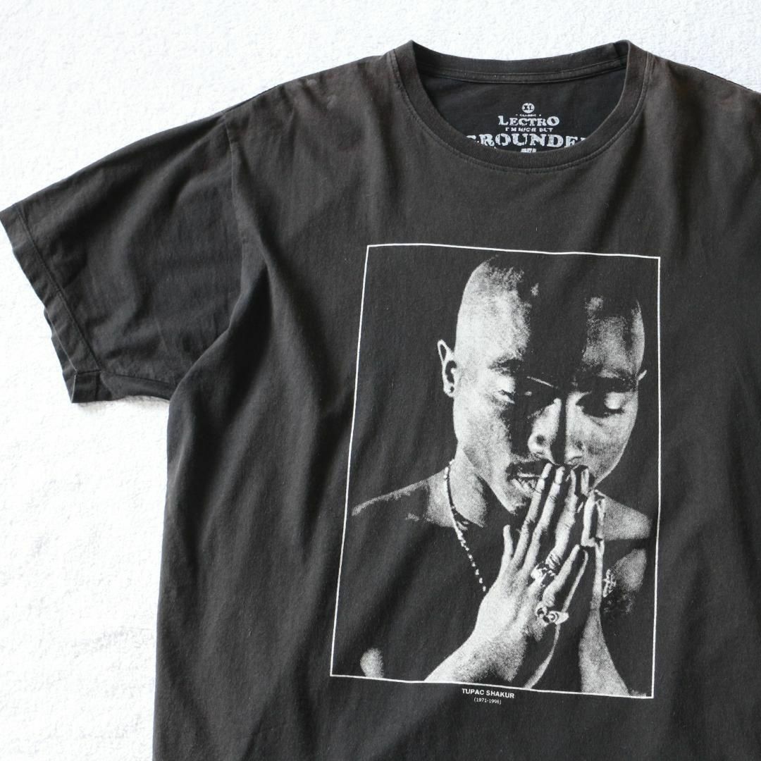 MUSIC TEE(ミュージックティー)の2pac 2パック 追悼 フォト Tシャツ ビギー ヒップホップ 黒 ラップ メンズのトップス(Tシャツ/カットソー(半袖/袖なし))の商品写真