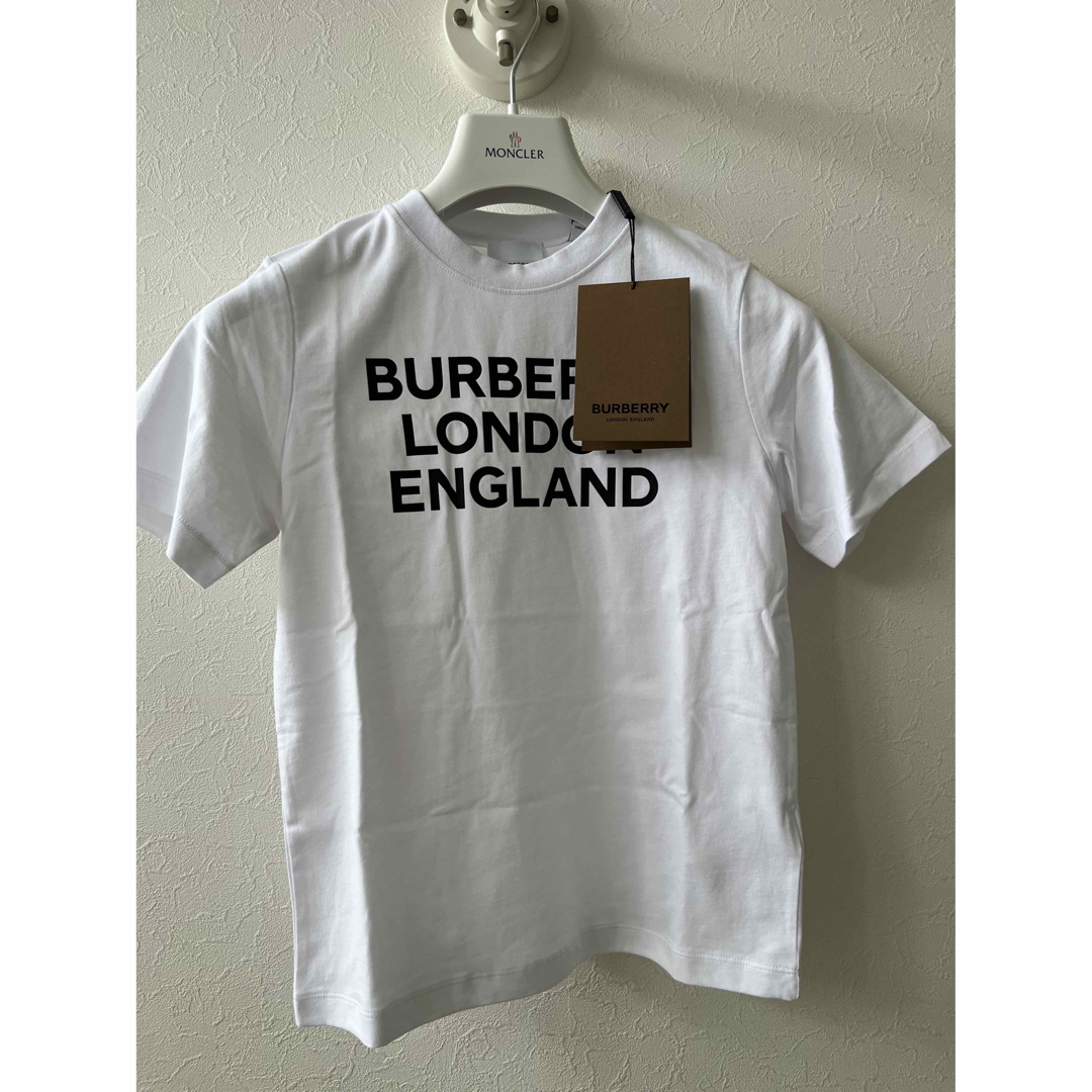 新品 BURBERRY LONDON ENGLAND キッズ Tシャツ 140-