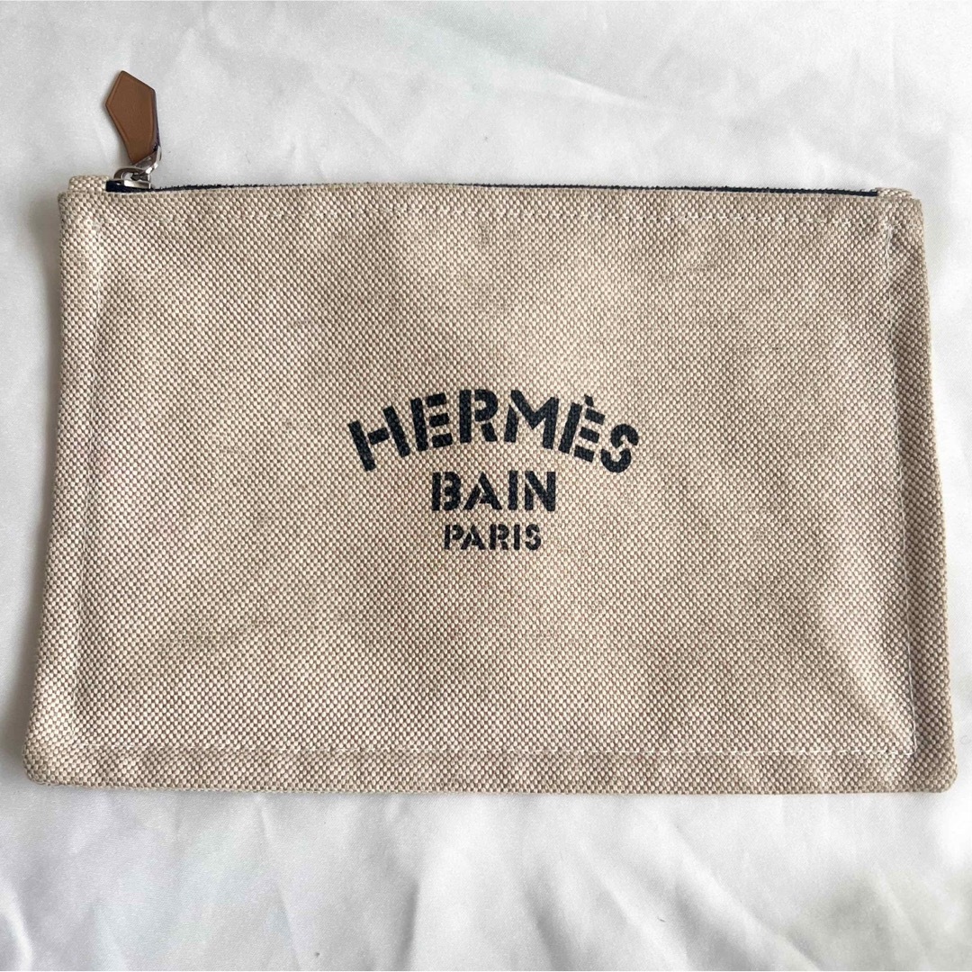 Hermes(エルメス)のエルメス　HERMES　ヨッティングポーチ 黒ロゴ コットン100% レディースのファッション小物(ポーチ)の商品写真