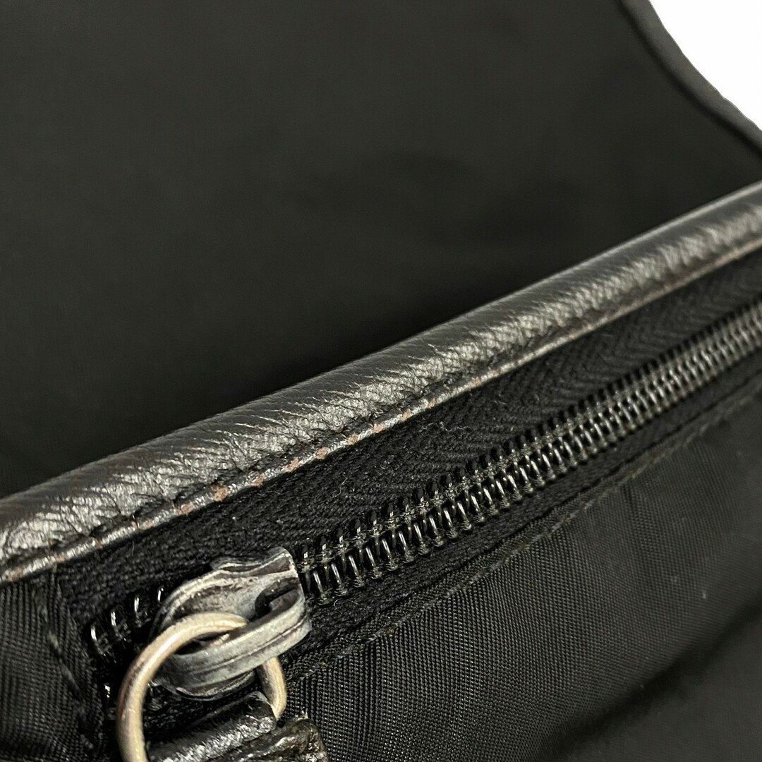 PRADA - 極 美品 希少品 PRADA プラダ 三角ロゴ 金具 ナイロン レザー