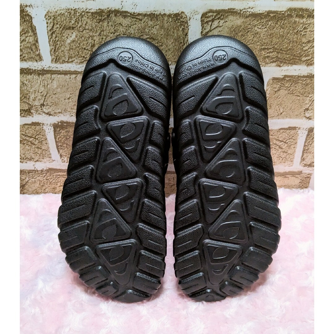 AMOJI × サンリオ クロミ コラボ サンダル タウンサンダル BK レディースの靴/シューズ(サンダル)の商品写真