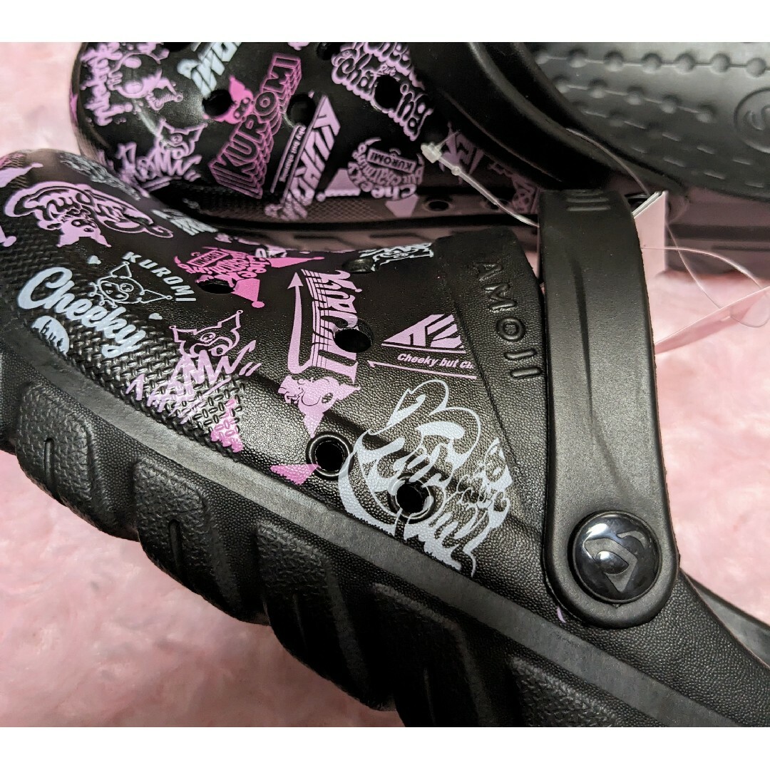 AMOJI × サンリオ クロミ コラボ サンダル タウンサンダル BK レディースの靴/シューズ(サンダル)の商品写真