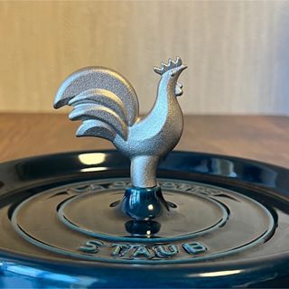 ストウブ(STAUB)の[海外限定/日本未発売] マットシルバー/にわとりノブ STAUB(調理道具/製菓道具)