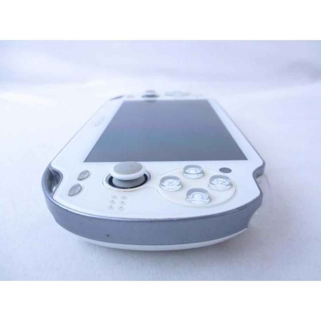 中古品 ゲーム PS Vita 本体 PCH-1100 ホワイト 動作品 充電器付き