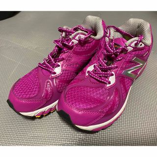 ニューバランス(New Balance)のニューバランス ウィメンズ ランニングシューズ 22.5cm(シューズ)